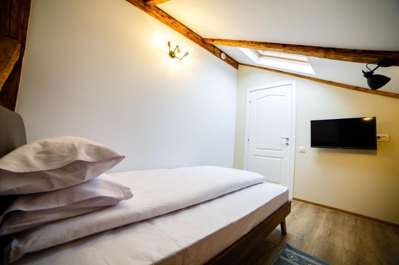 Alpine Loft Apartment Campulung Moldovenesc Luaran gambar