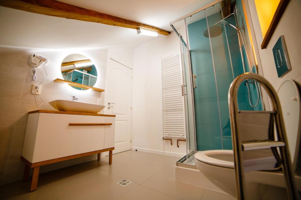 Alpine Loft Apartment Campulung Moldovenesc Luaran gambar