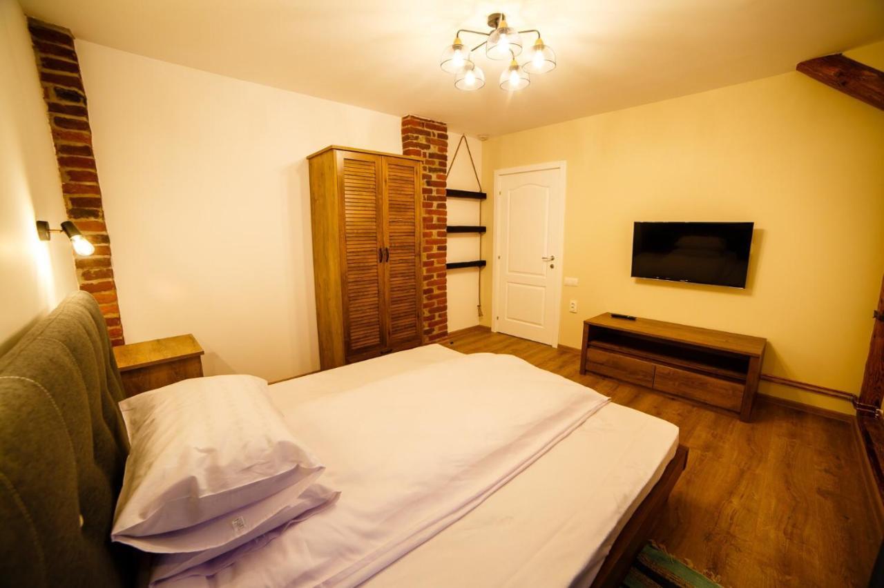 Alpine Loft Apartment Campulung Moldovenesc Luaran gambar
